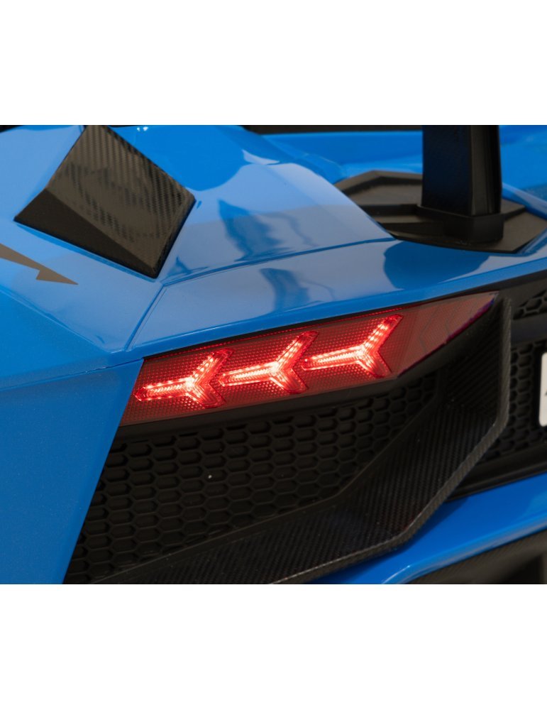 Lamborghini Aventador SV 24V - Coche eléctrico infantil biplaza con 2 motores de 200W, luces LED, suspensión y mando parental. 
