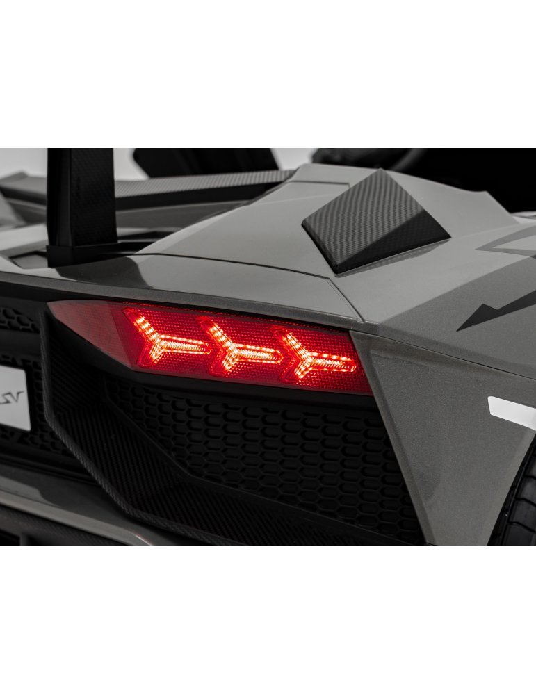 Lamborghini Aventador SV 24V - Coche eléctrico infantil biplaza con 2 motores de 200W, luces LED, suspensión y mando parental. 