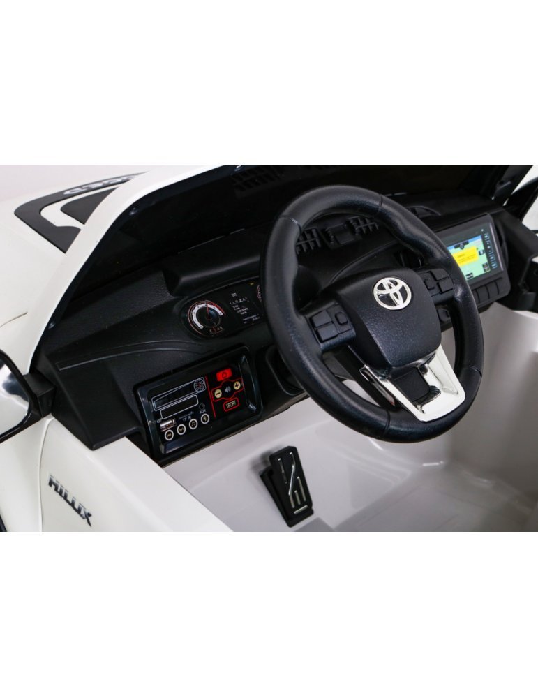 Toyota Hilux 4x4 | Coche Eléctrico Infantil Biplaza 12V con Control Remoto y Suspensión Delantera y Trasera  - Vista 8
