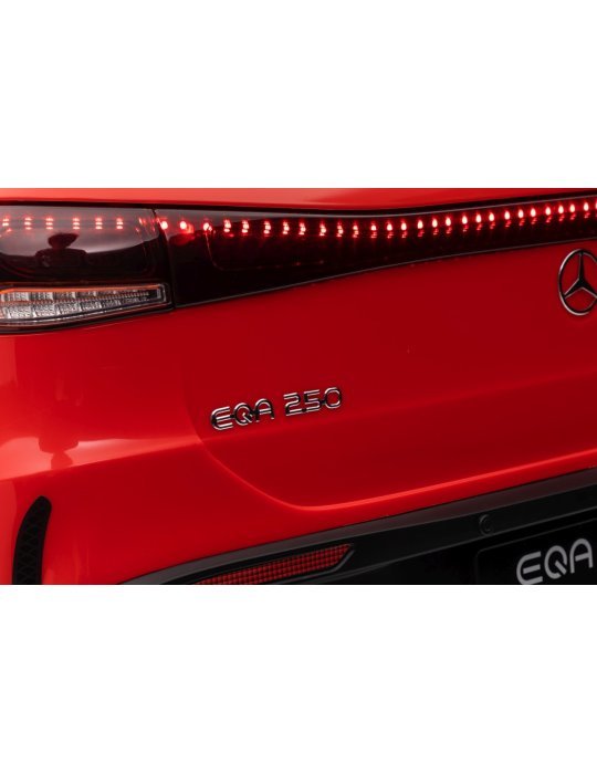 Mercedes Benz EQA 250