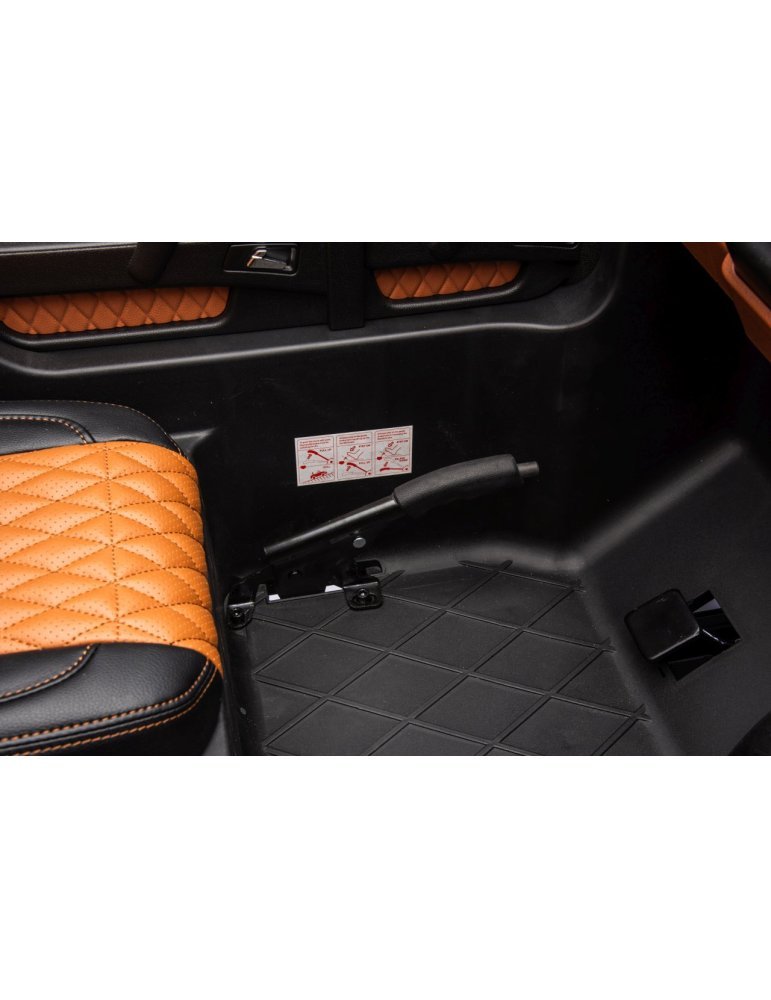 Children &apos; s Electric Car Mercedes MAYBACH G650 24V with MP4 Biplaza