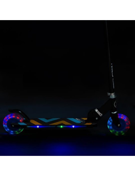 HD025 Nils Extremo com Rodas e Plataforma LED