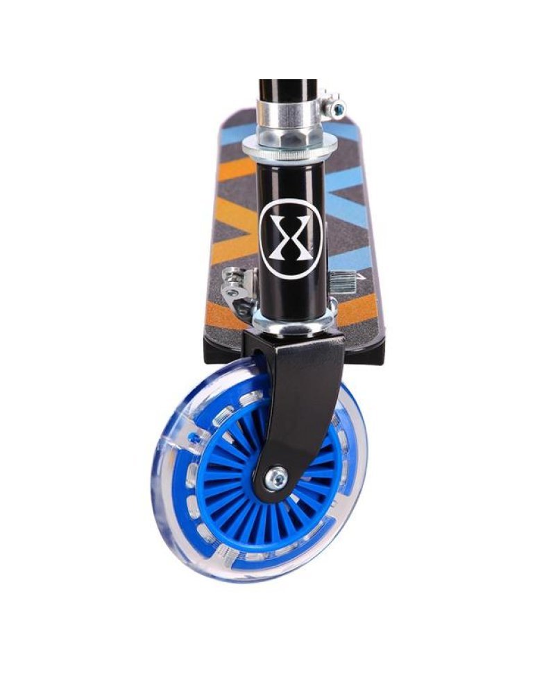 Trottinette Nils Extreme HD025 avec roues et plateforme à LED