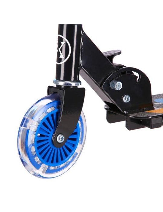 HD025 Nils Extreme Scooter con ruote a LED e piattaforma