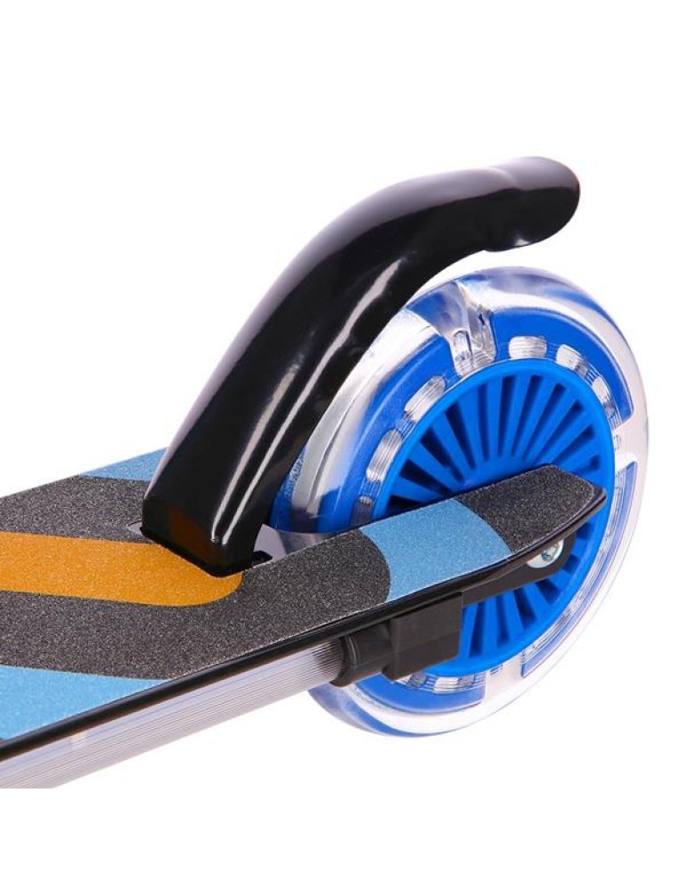 HD025 Nils Extreme with Wheels and LED Platform