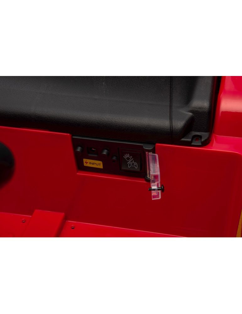 RUF CTR3 Red Vehicle Electric Ride-On Car - Vista 3