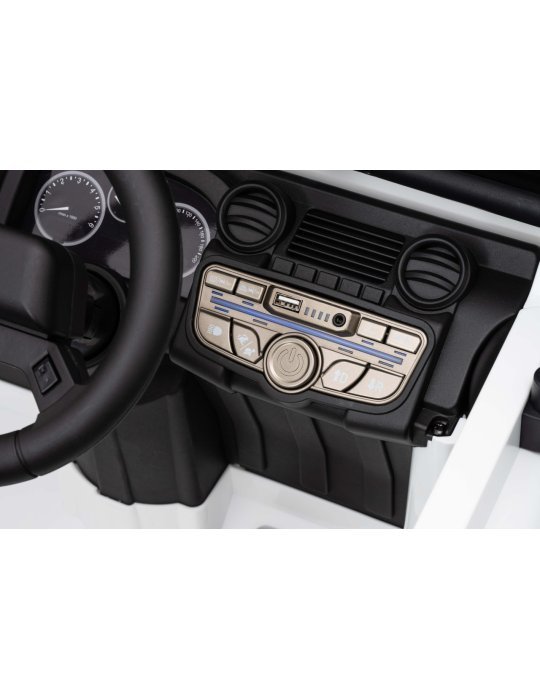 Land Rover Defenda SVX 24V com comando e rodas EVA | Patilandia CARROS ELÉTRICOS PARA CRIANÇAS 