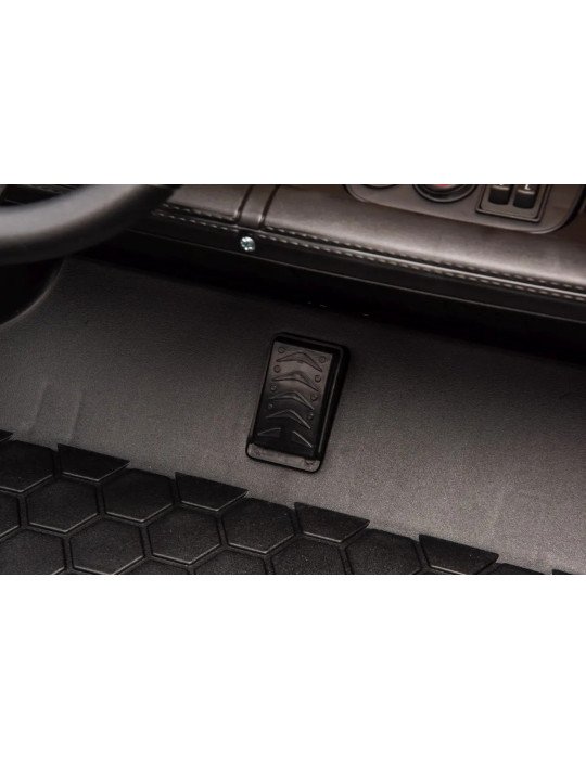 Carro elétrico das crianças Porsche Taycan Turbo S 24V Biplaza com luzes LED