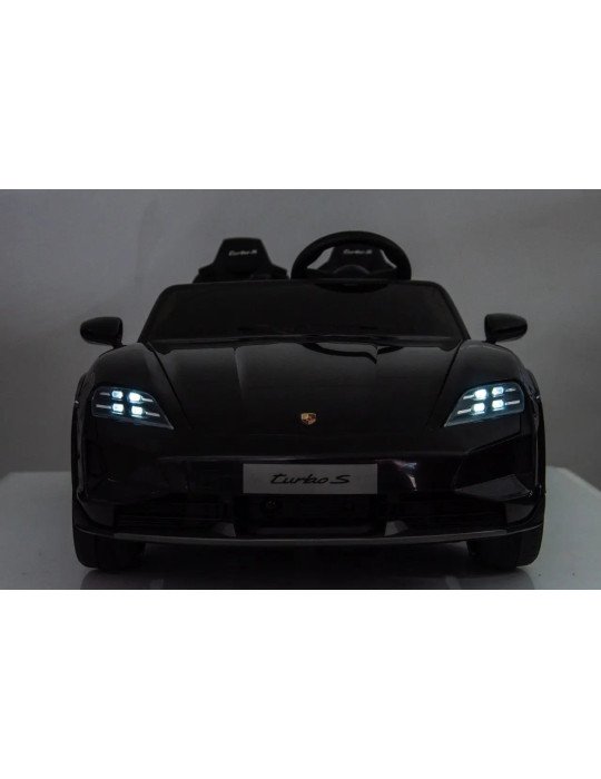 Porsche Taycan Turbo S | Patilandia