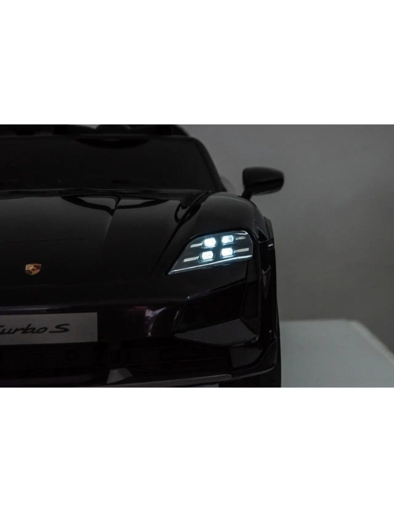 Carro elétrico das crianças Porsche Taycan Turbo S 24V Biplaza com luzes LED