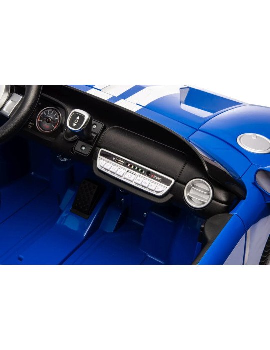 Carro esportivo Ford GT 24V Bisclaza com motores 4 100W