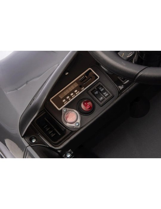 Carro elétrico de crianças Porsche Cayenne 12V com comando e luzes LED