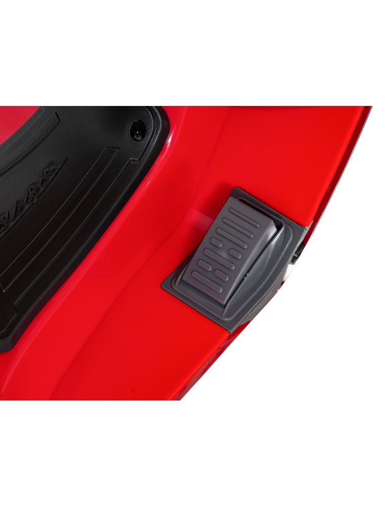 Vehicle Scooter Vespa Roma