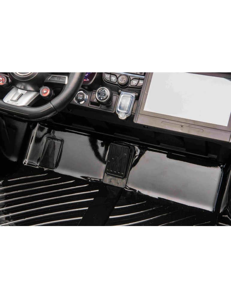 Vehicle Mercedes Benz Gt63 Amg