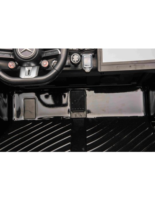 Vehicle Mercedes Benz Gt63 Amg