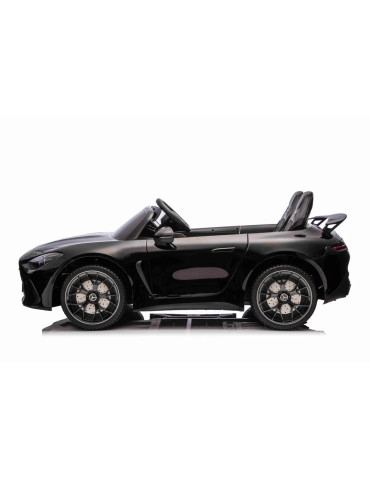 Macchina elettrica Mercedes GT63 AMG biposto 24V 2