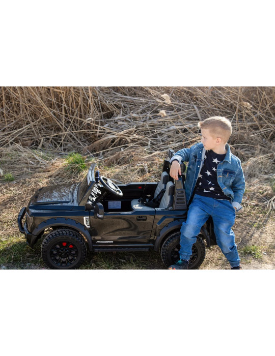 Auto elettrica Ford Super Duty 24V 4x4 2 posti