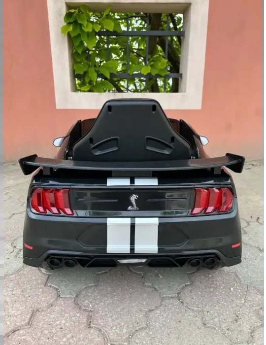 Auto elettrica per bambini Ford Shelby Mustang GT500 – 12V, comando a distanza 10 