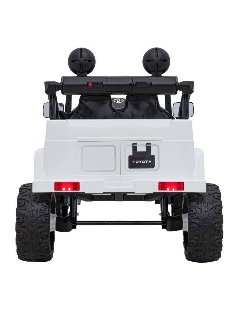 TOYOTA FJ CRUISER – 12V 4x4, LED lights 6  - Vista 5