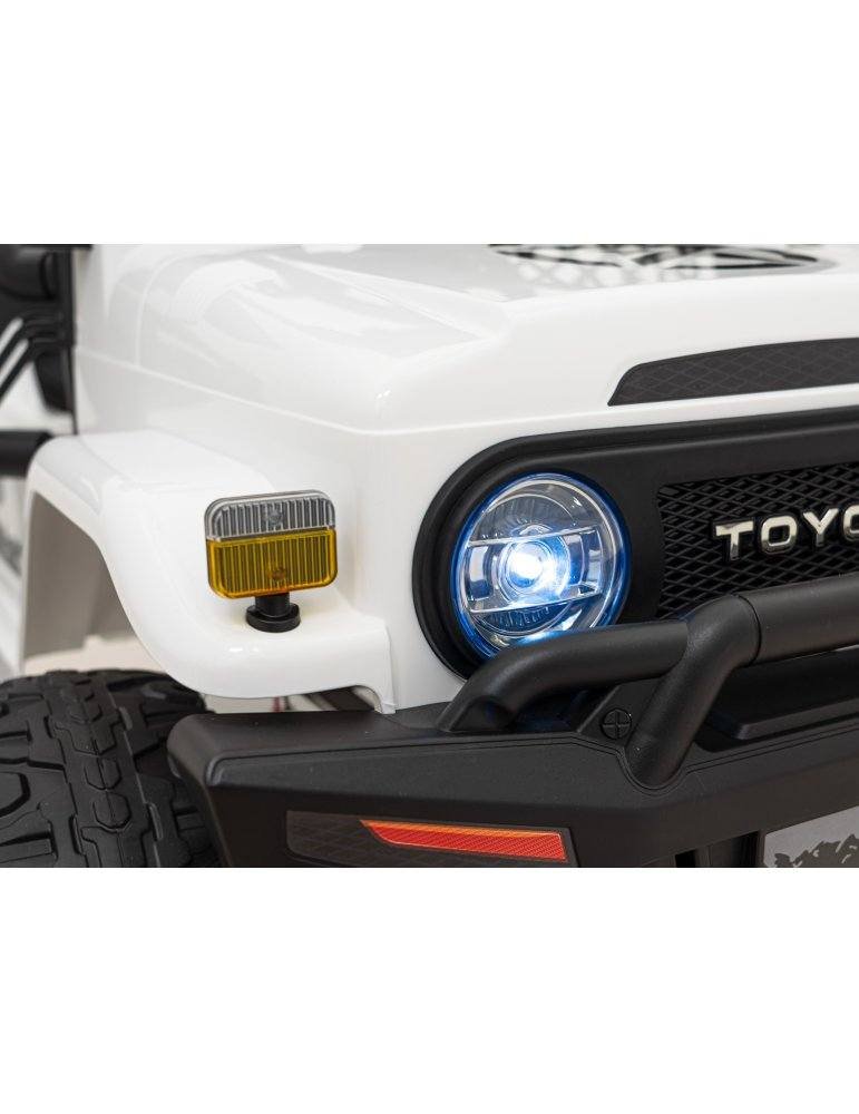 TOYOTA FJ CRUISER Veículo off-road elétrico infantil |12V, dois lugares, 4x4, luzes LED arquivo  - Vista 11