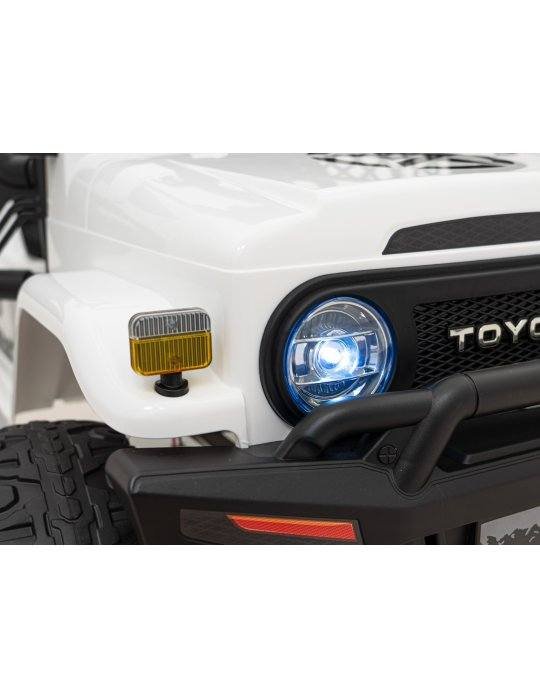TOYOTA FJ CRUISER – 12V 4x4, lumières LED 12 