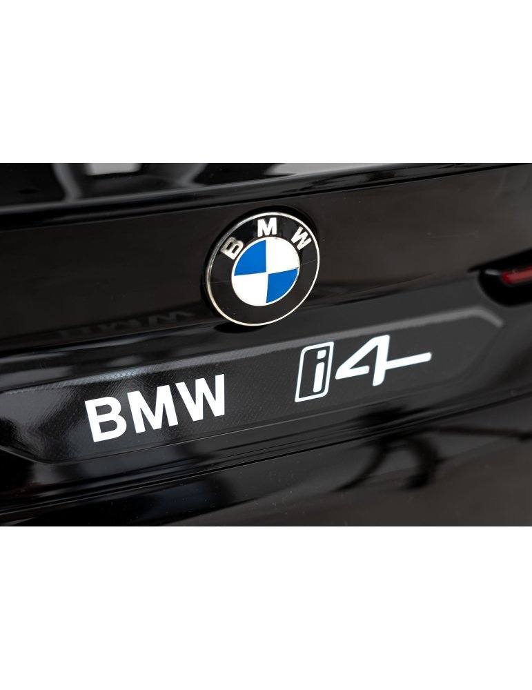 BMW I4 - Conducción Infantil de Lujo y Seguridad 