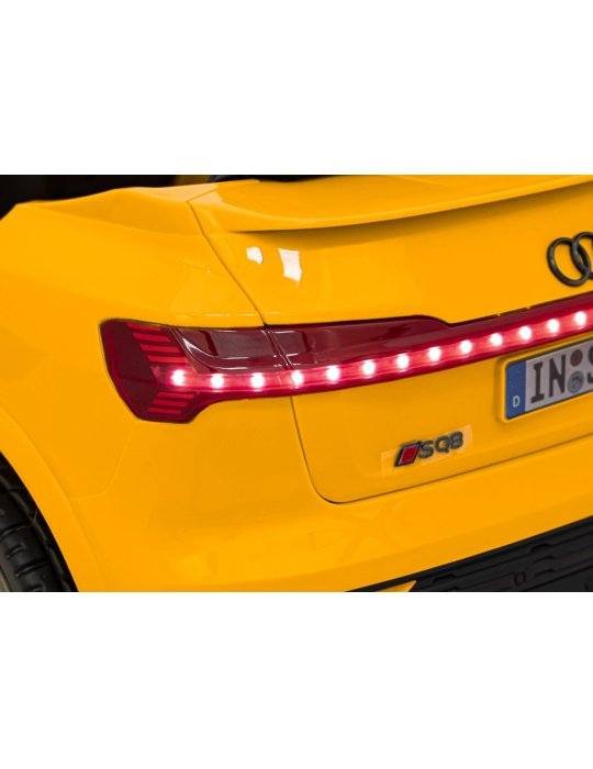 Auto elettrica per bambini Audi SQ8 34 